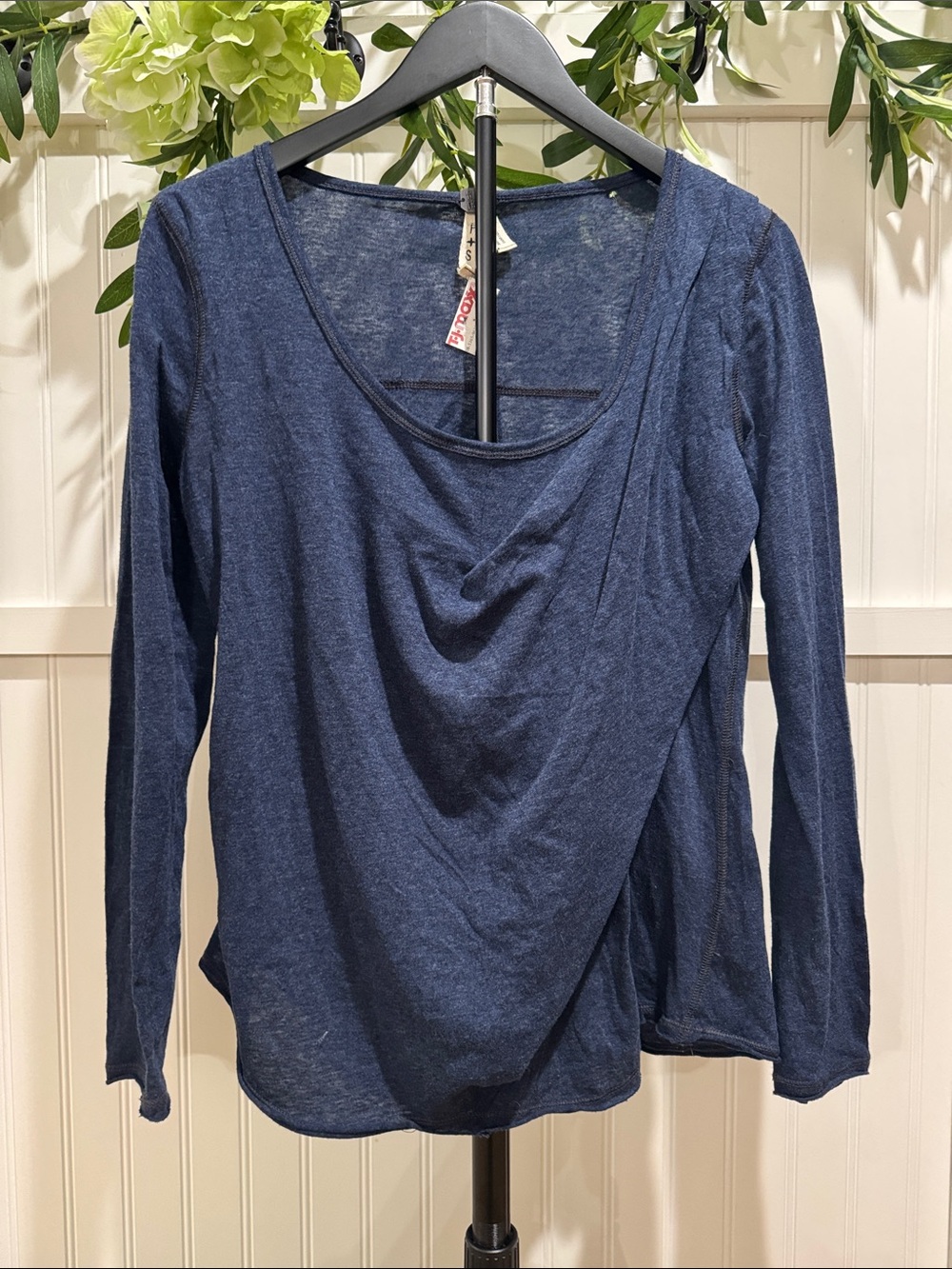 #348 WE THE FREE Navy Draped Long-Sleeve Top NWT (flaw)